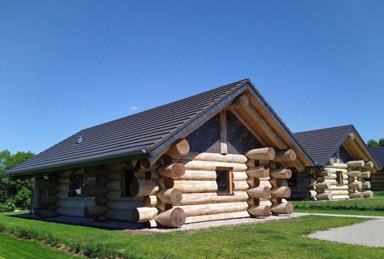 Naturstammhaus Tollensesee Groß Nemerow Exterior foto