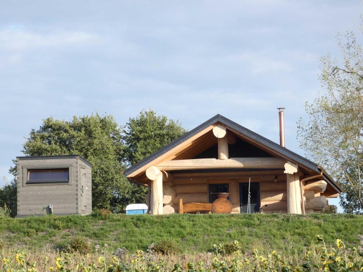 Naturstammhaus Tollensesee Groß Nemerow Exterior foto